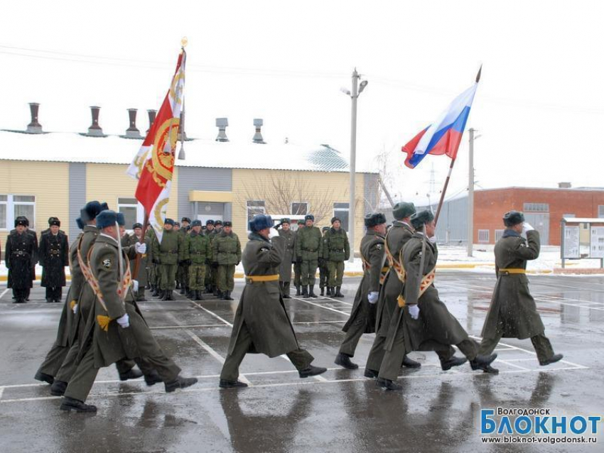Военнослужащие волгодонской воинской части отметили профессиональный праздник