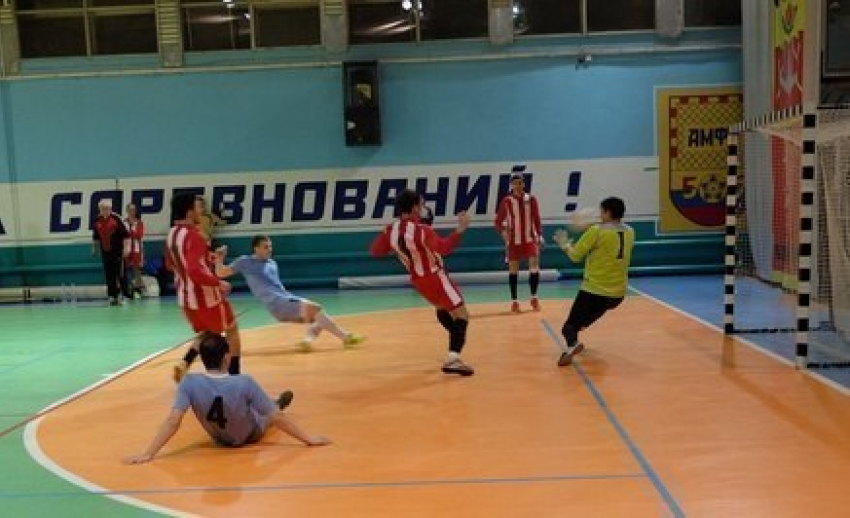 «Атом» одержал победу над «Строителем» в рамках чемпионата Волгодонска по мини-футболу