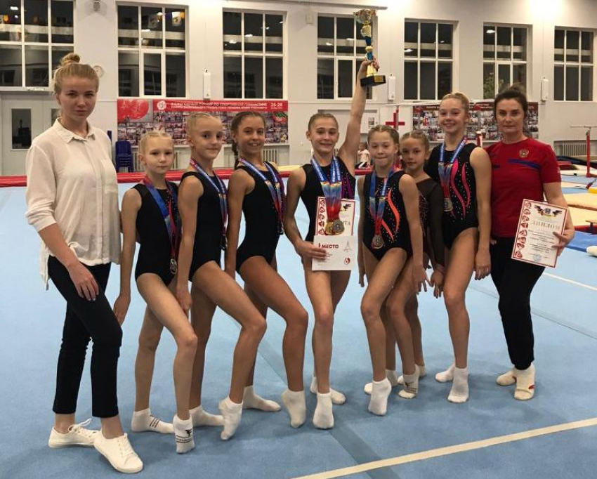 Серебряными призерами областного турнира стали гимнастки из Волгодонска