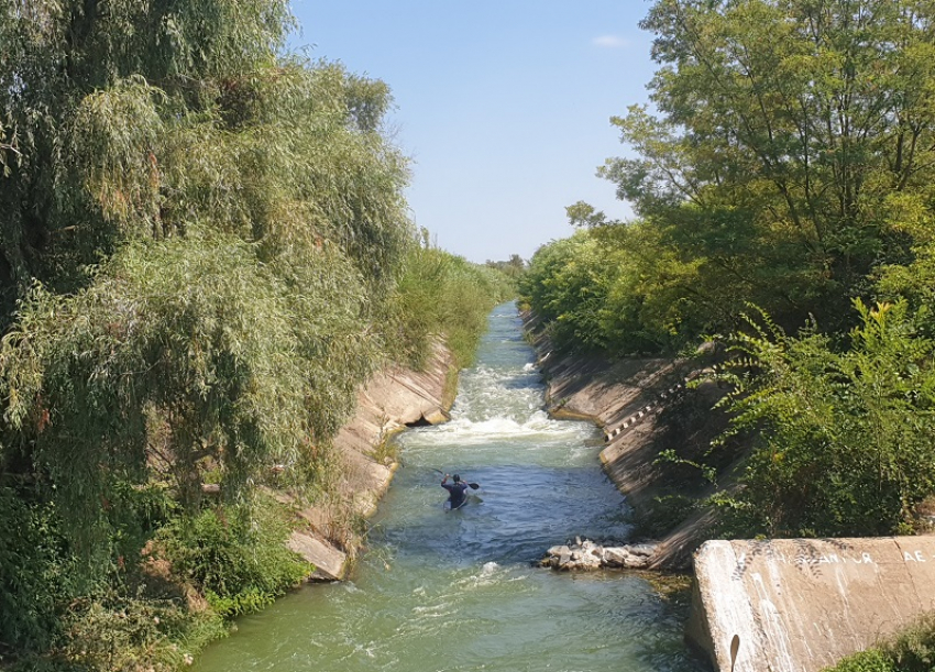 Где рядом с Волгодонском находится настоящая горная река с водопадами