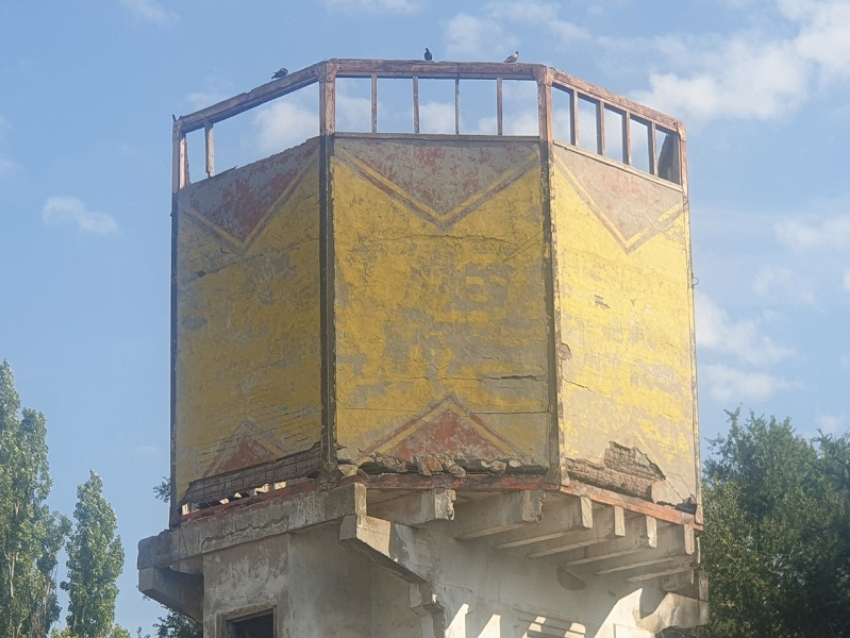 Водонапорную башню на Морской планируют продать и возможно снести 