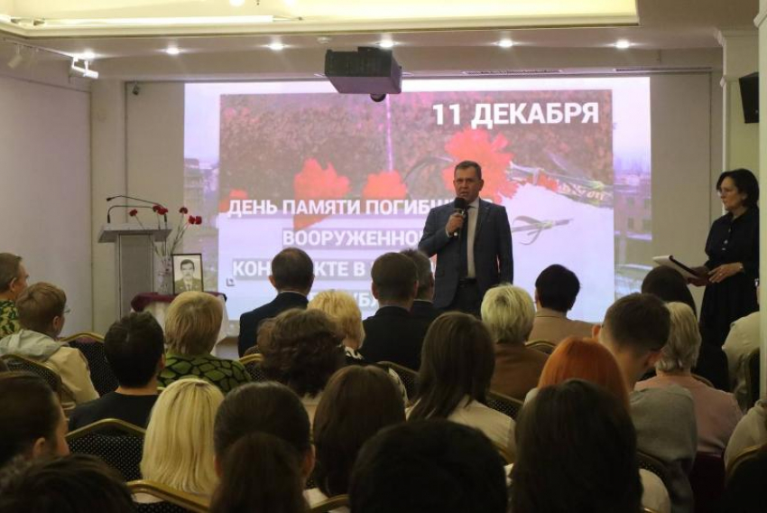 В Волгодонске отметили 70-летие Героя России Михаила Ревенко