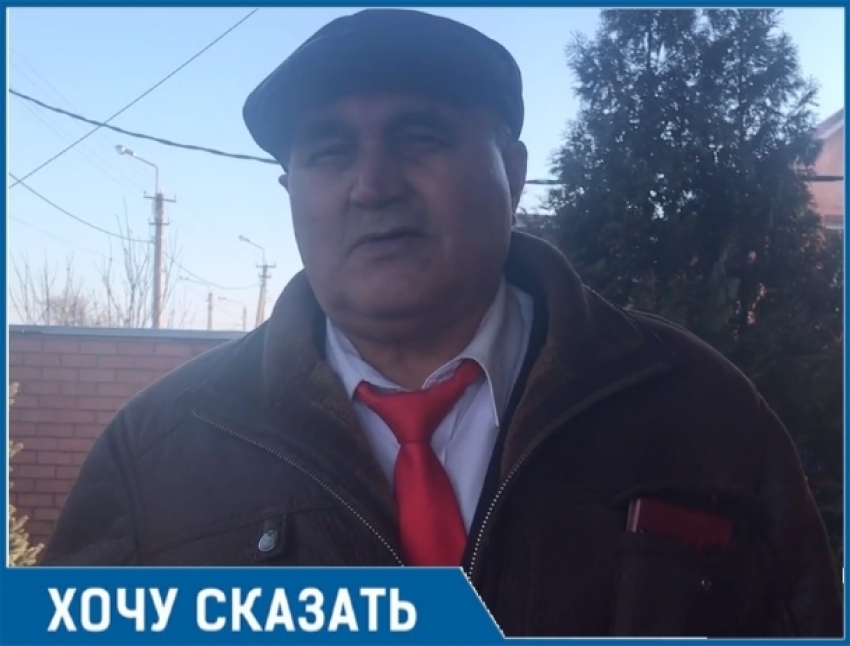 67-летний Николай Давтян посвятил свои 3550 приседаний всем пенсионерам Волгодонска