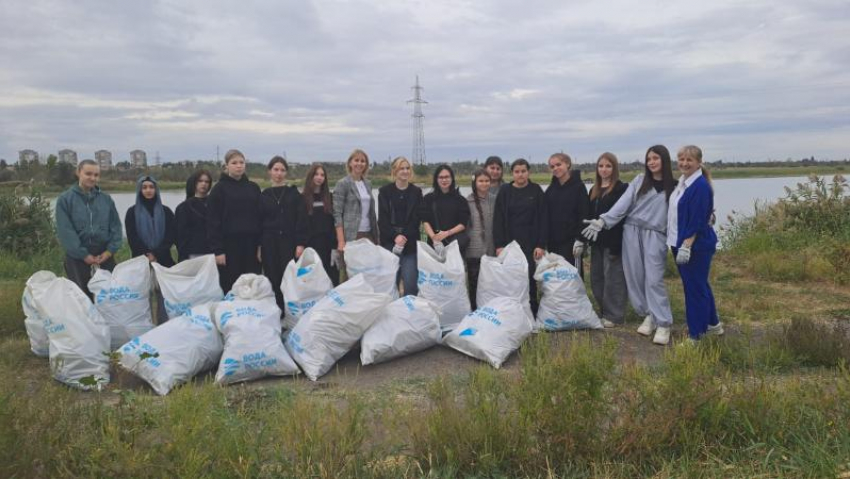 Студенты и чиновники объединились ради чистоты залива Волгодонска