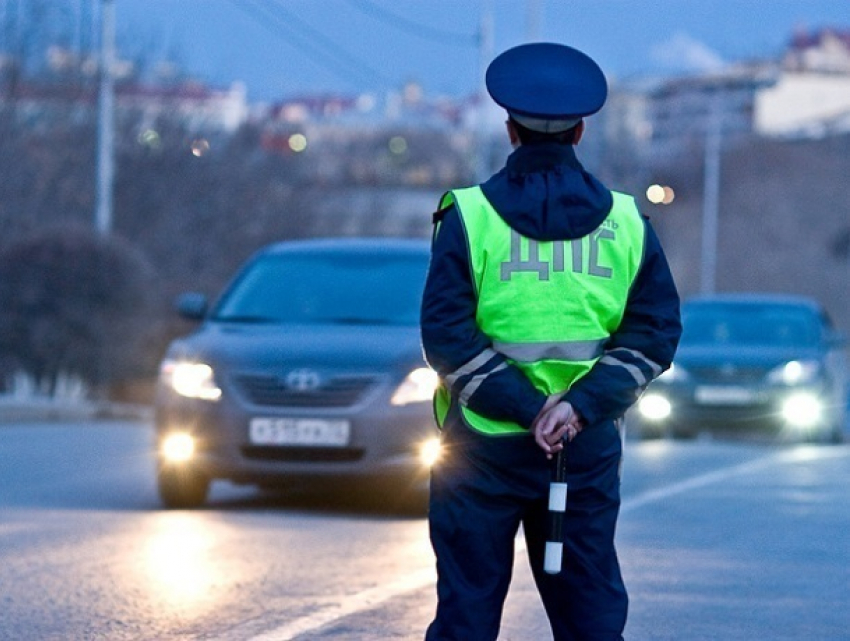 Более 200 нарушителей были пойманы сотрудниками ГИБДД в Волгодонске за минувшие выходные 