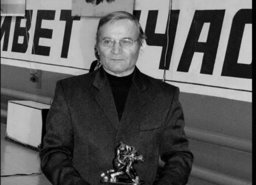 На фасаде стадиона «Труд» установят мемориальную доску в память о легендарном тренере Викторе Сысоеве