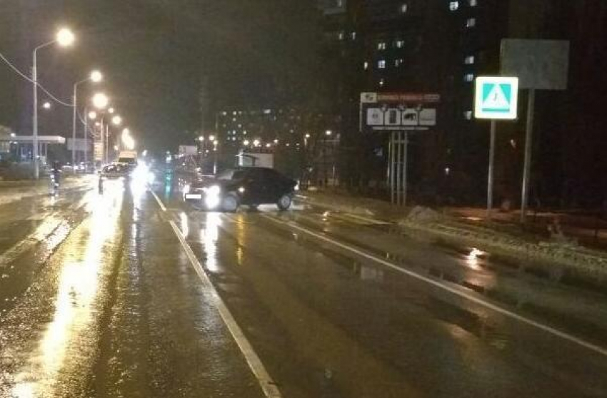 29-летний водитель «Приоры» сбил двух пешеходов на Степной в Волгодонске 