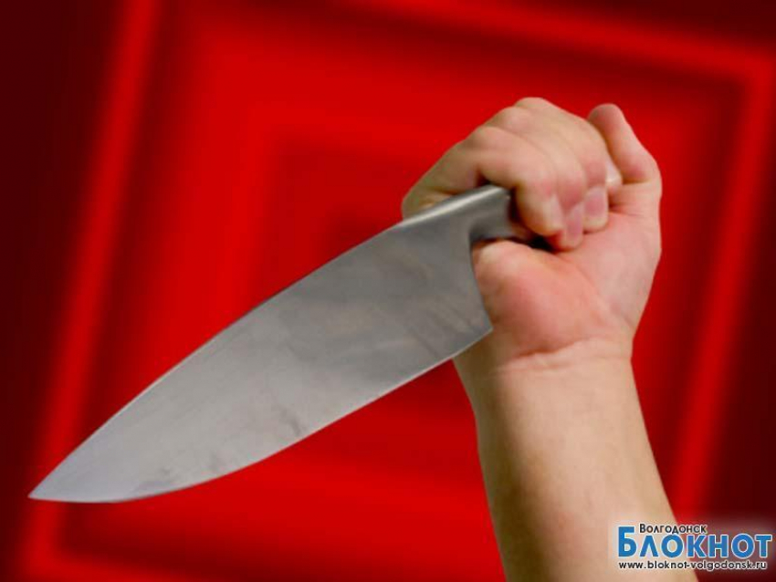 Пьяная жительница Волгодонска напала с ножом на своего брата