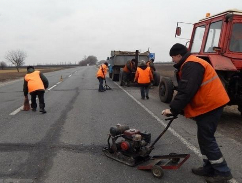 Около трёх десятков километров трассы Волгодонск-Ростов сделают «качественными и безопасными» 