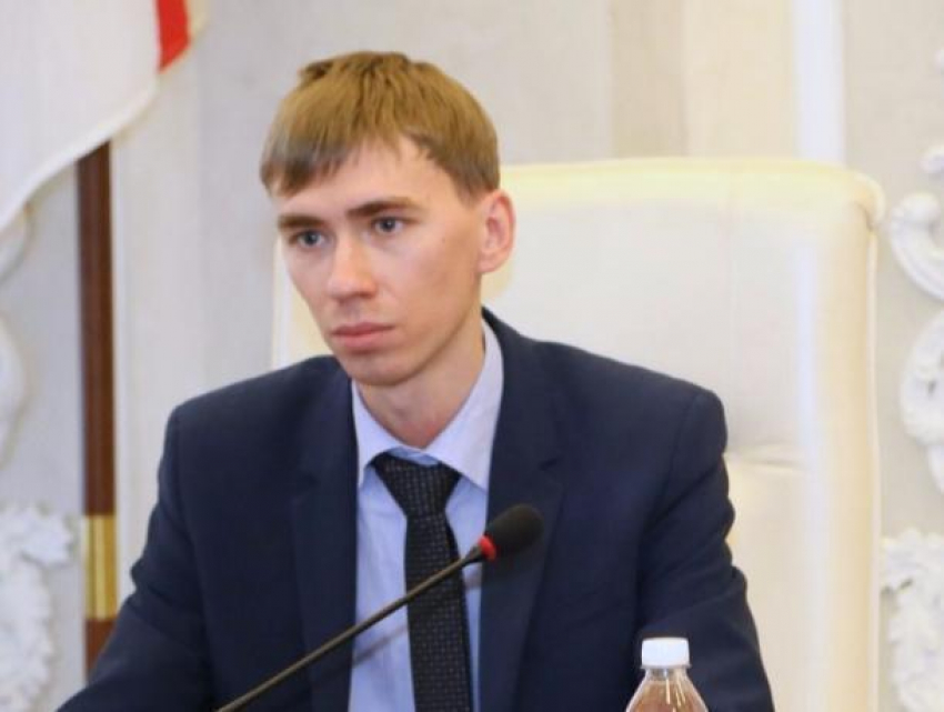 Главного молодого политика Волгодонска сняли с должности