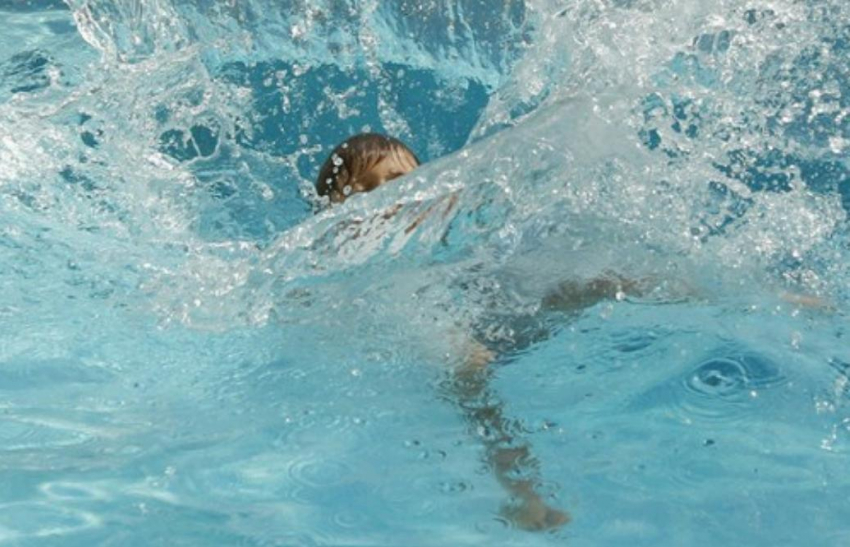9-летний ребенок утонул в бассейне на базе отдыха в Волгодонске 