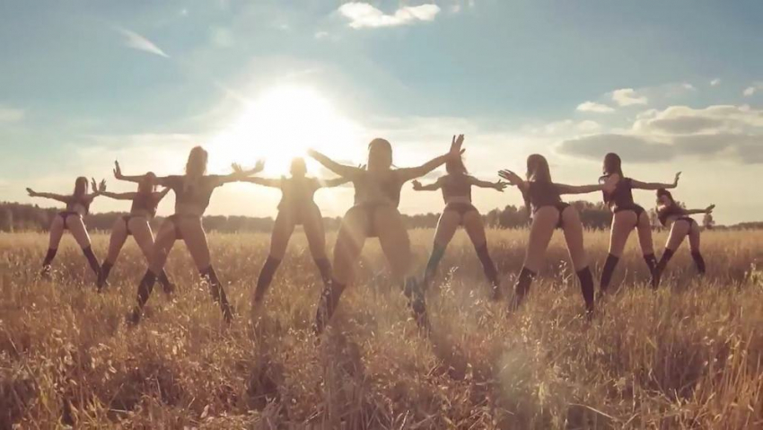 Участница «Мисс Блокнот Волгодонска-2015» снимет провокационный танцевальный клип и покажет, что такое настояший twerk