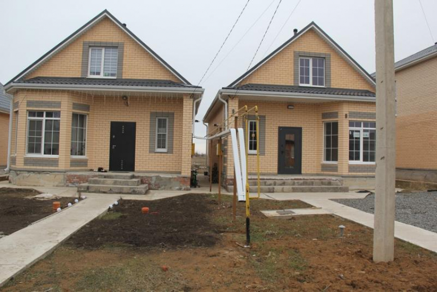 На трех сотках вместо пяти просят застройщики Волгодонска разрешить возводить дома-карлики