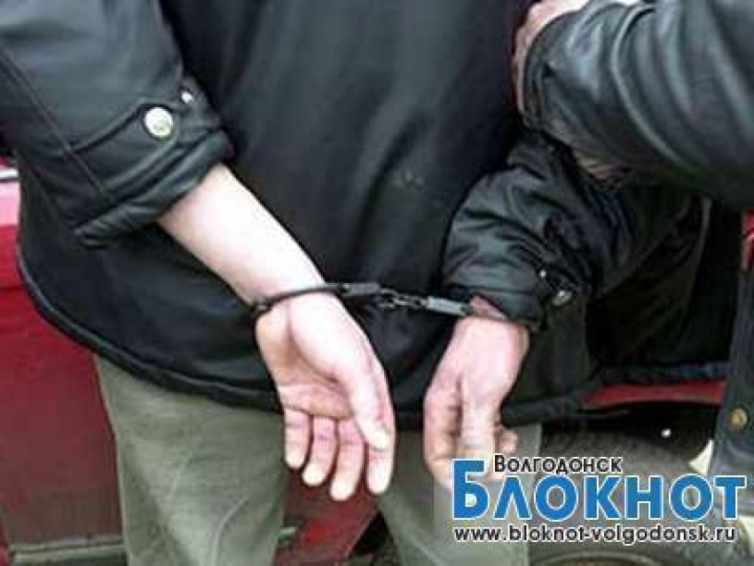 Житель Зимовниковского района получил 8 лет за нападение на старушку