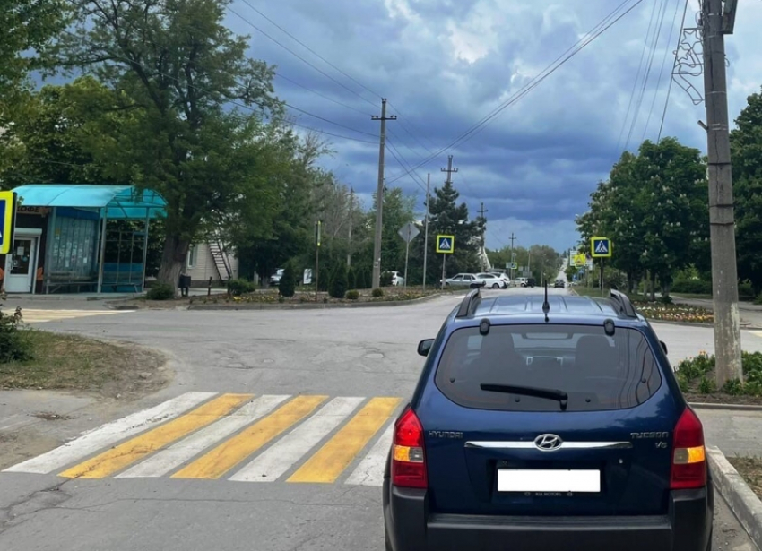 12-летнюю девочку сбили на пешеходном переходе в Цимлянске