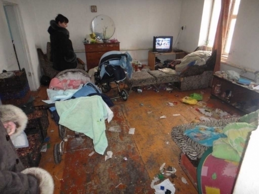 Полиция Волгодонска проверяет неблагополучные семьи и семьи «группы риска»