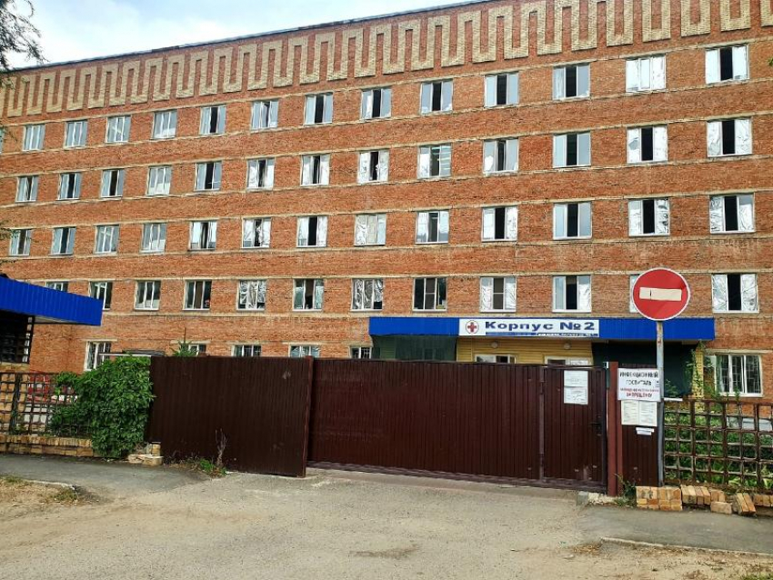 В реанимации ковидного госпиталя Волгодонска находится 21 человек 