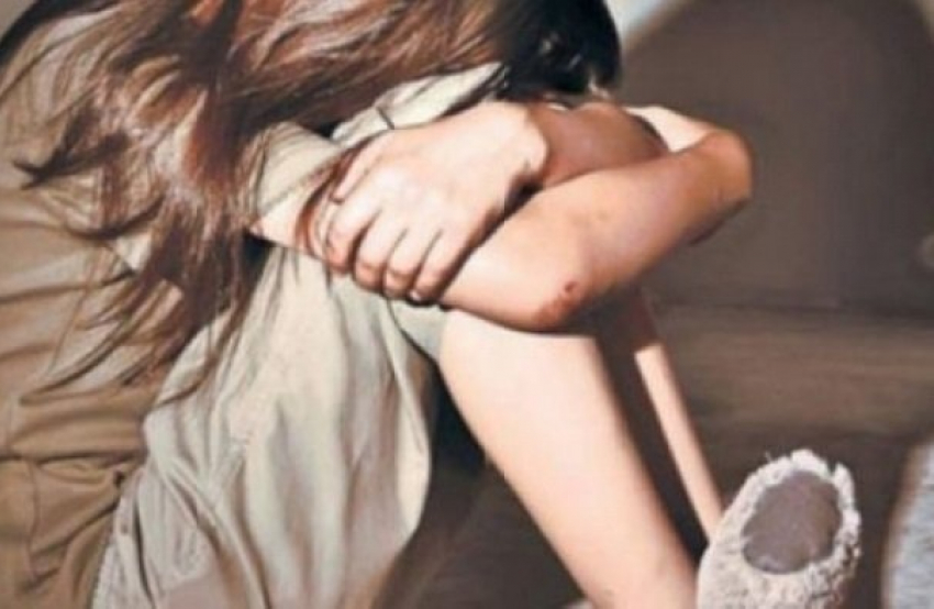 В Волгодонске 53-летнего уроженца Таджикистана подозревают в изнасиловании 17-летней падчерицы