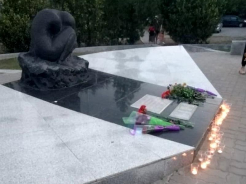 Эхо унесенных жизней: в Волгодонске отмечается День солидарности в борьбе с терроризмом