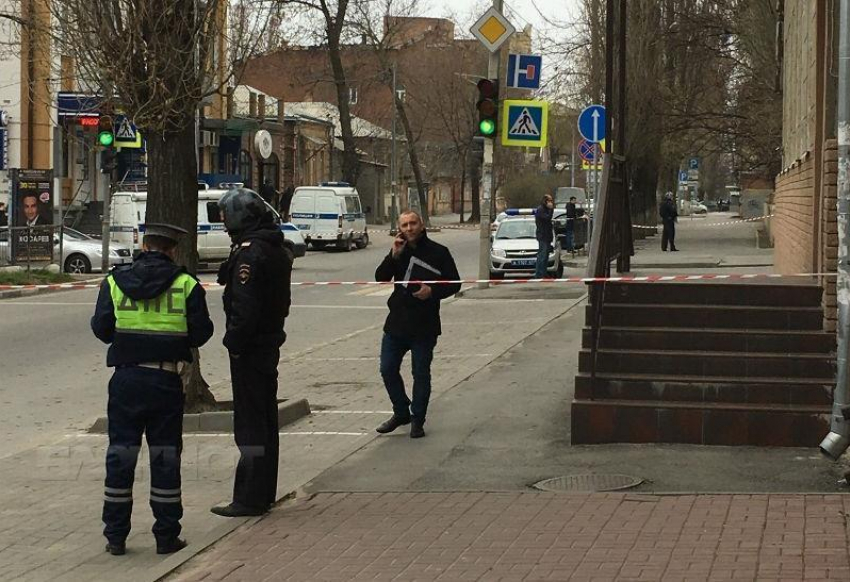 После взрыва в Ростове волгодонцев просят не трогать брошенные на улице предметы 