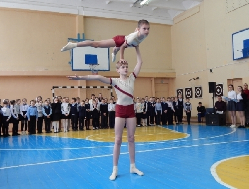 Олимпийские игры по-волгодонски: в школе №18 проходит традиционное спортивно-массовое мероприятие