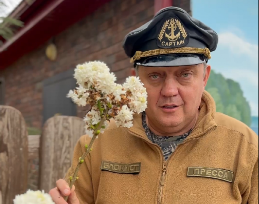 В Волгодонске 25 октября расцвела сирень