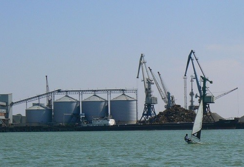Имущество волгодонского речного порта подешевело почти на 10 миллионов