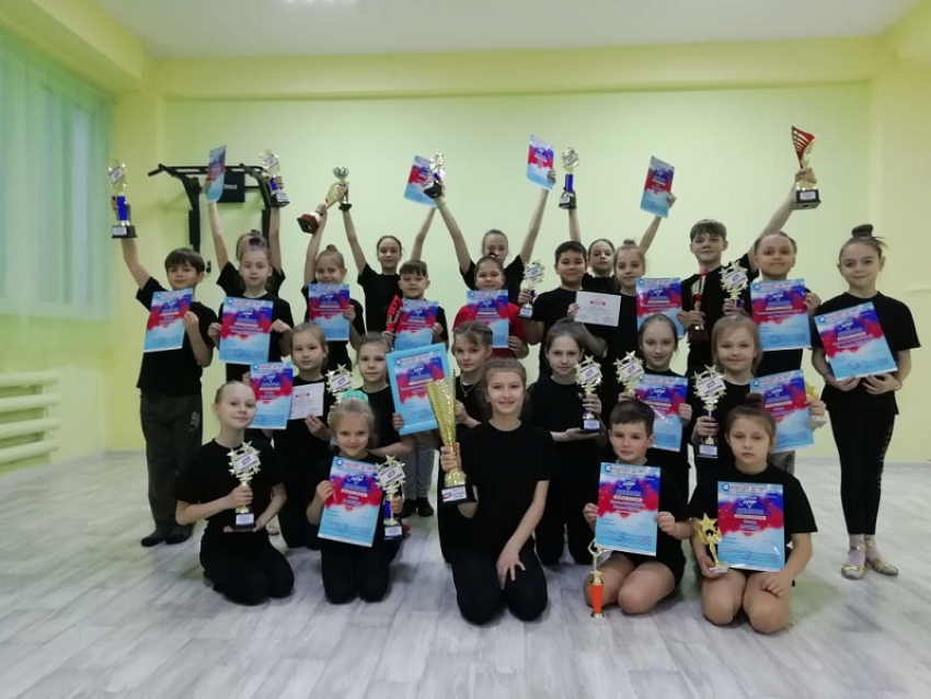 «Эквилибр на лестнице» принес убедительную победу юным артистам из Волгодонска