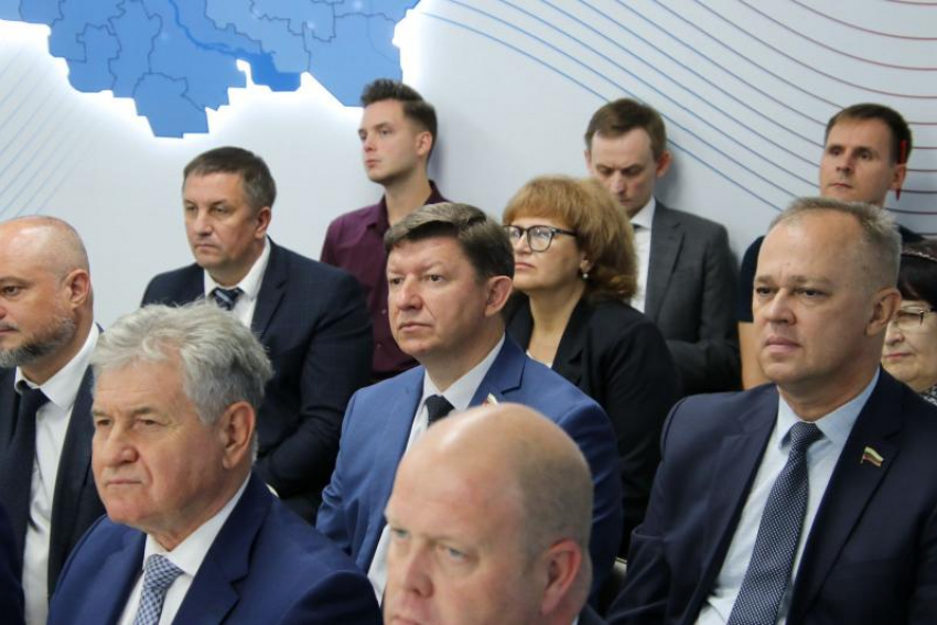  «Партия сказала: надо!»: региональное «ЕдРо» выдвинуло кандидатуру на пост председателя Думы Волгодонска