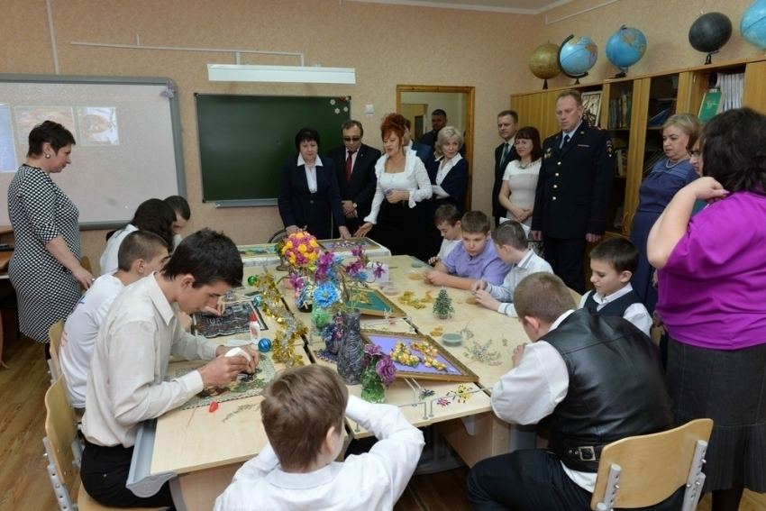 Ростовская АЭС подарила больным детям особые кровати