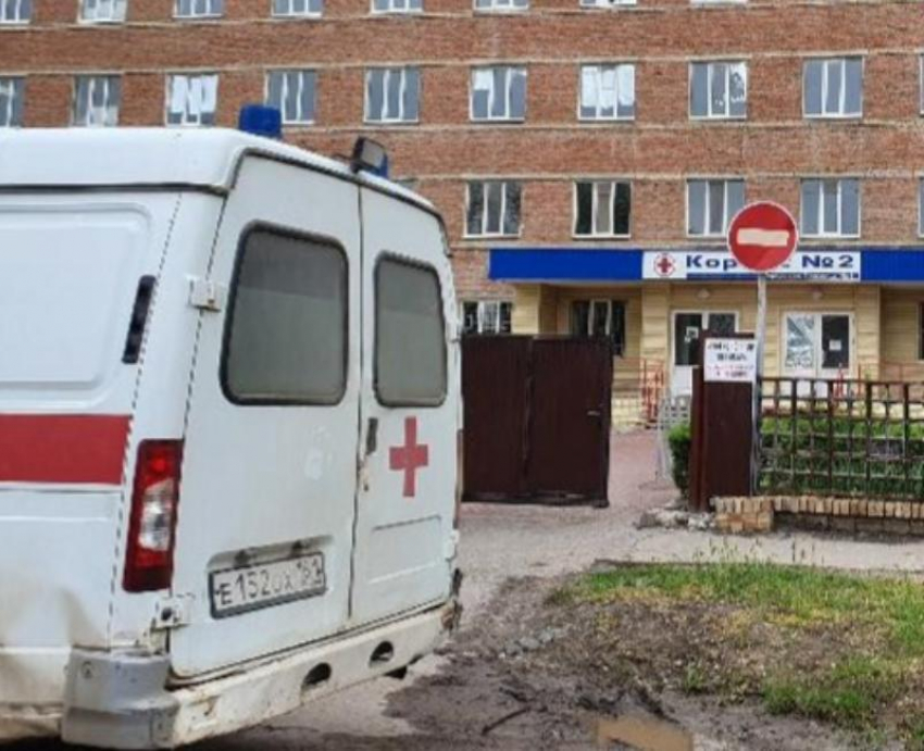 Пять человек скончались в ковидном госпитале за сутки
