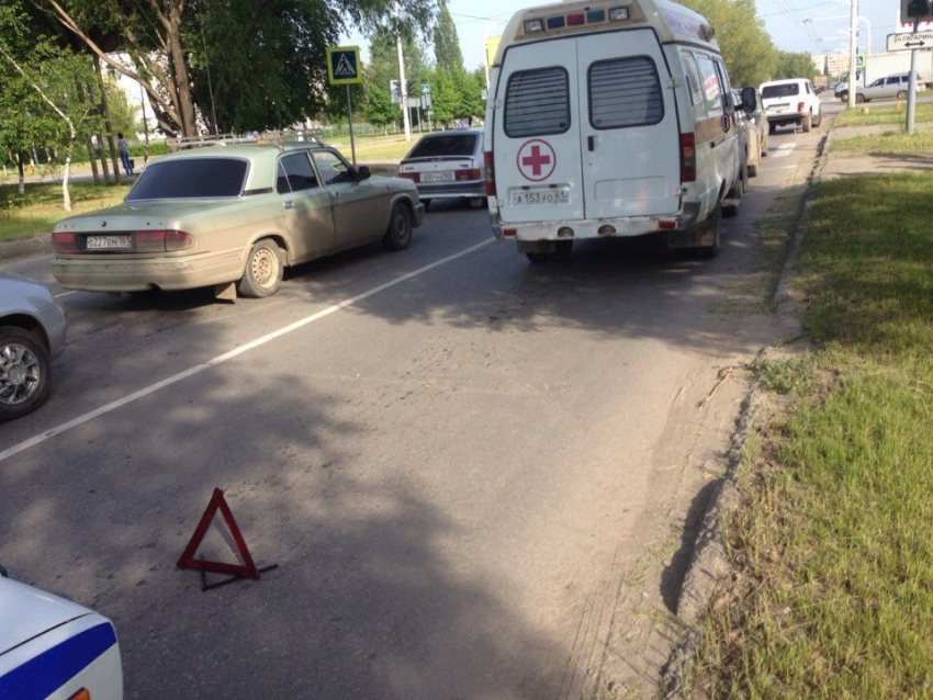 В Волгодонске произошло тройное ДТП с участием «скорой»