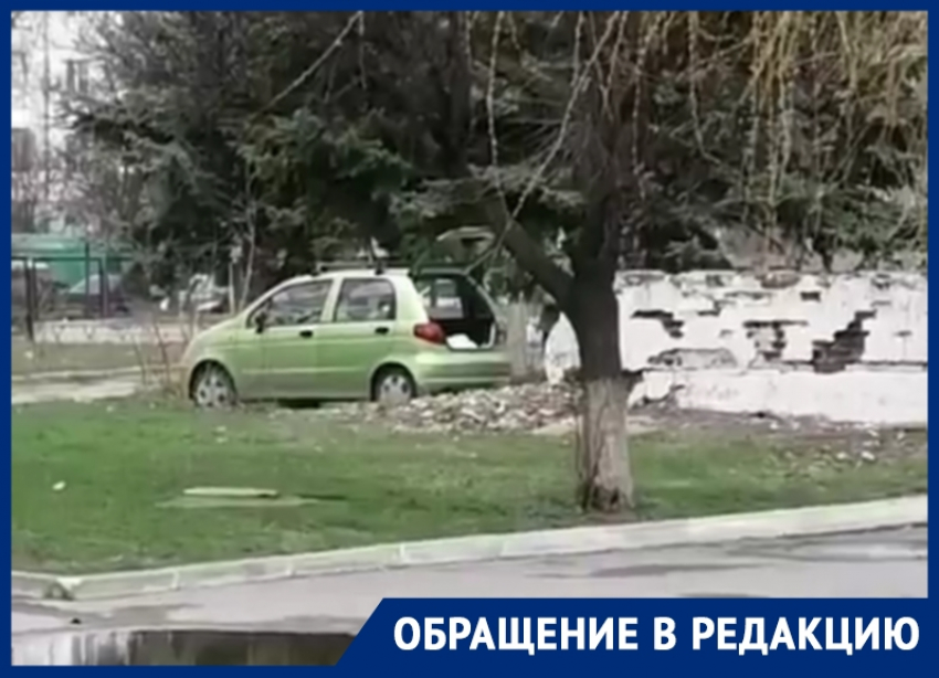 Рядом с заброшенным детским садом житель Волгодонска решил нажиться кирпичами
