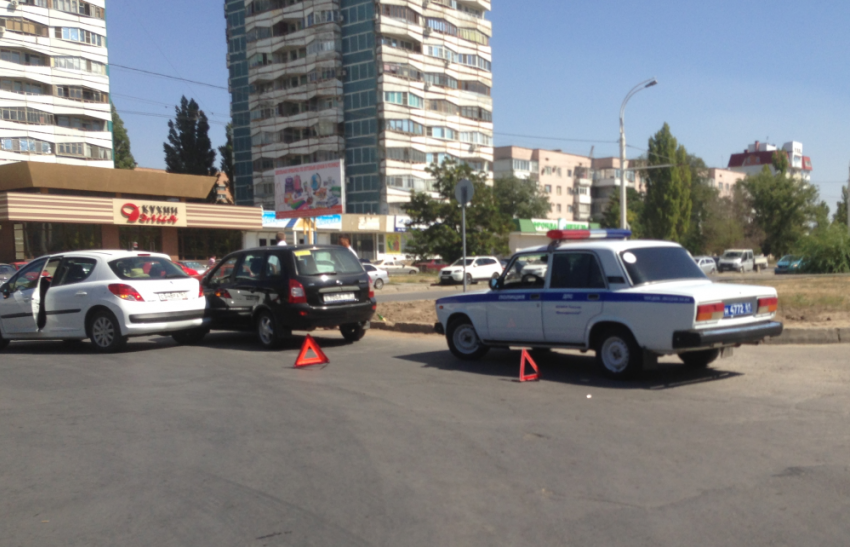 Маленькое ДТП создает большие проблемы — читатель