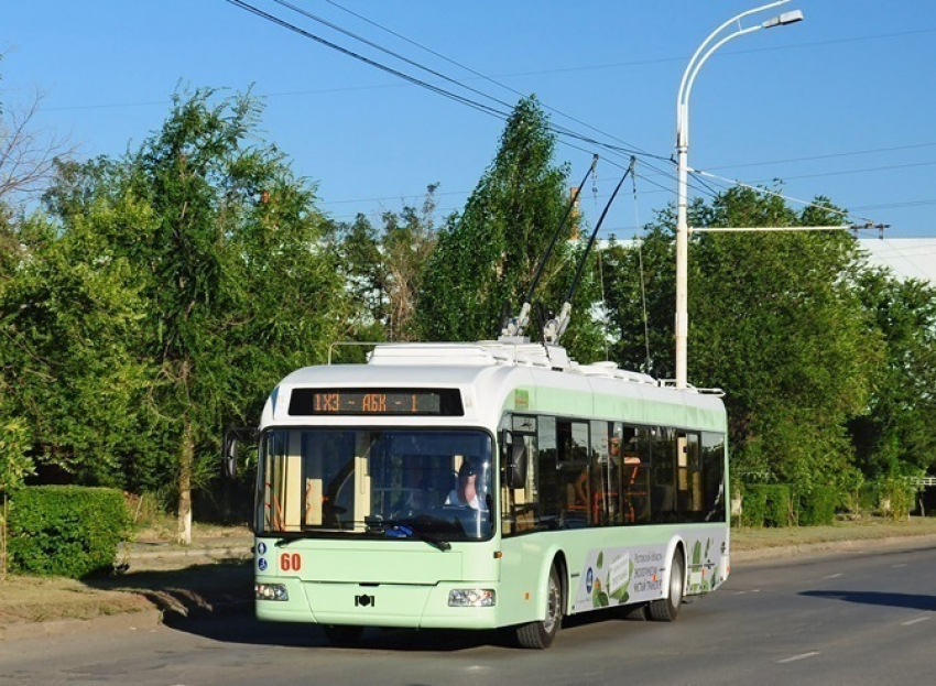 В Волгодонск из Белоруссии прибыли два новых троллейбуса