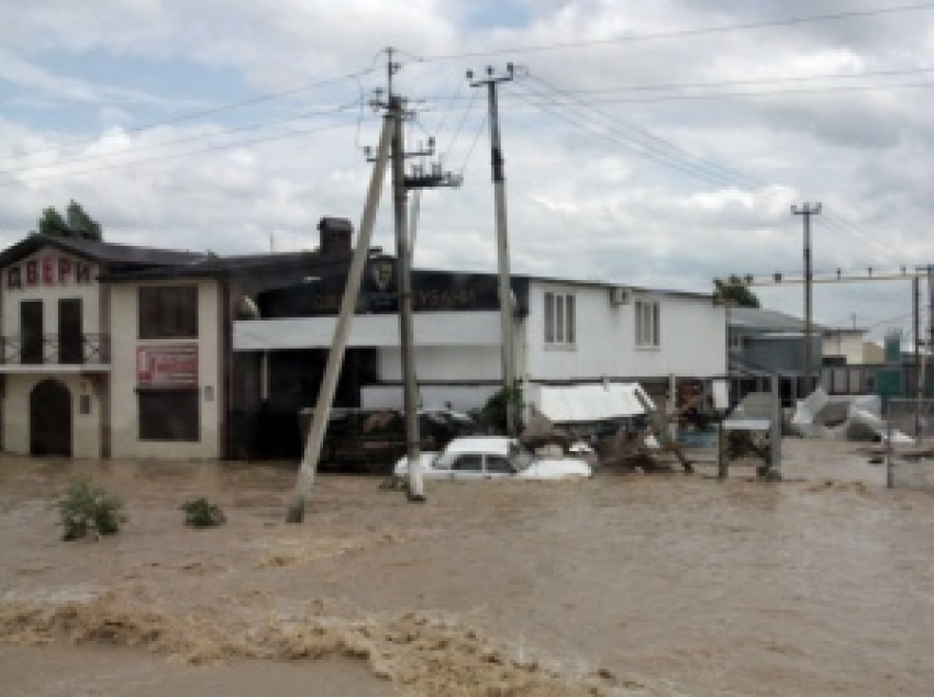 В затопленном поселке Новомихайловском отдыхало 25 волгодонцев