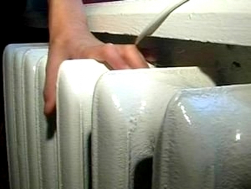 Жители 138 многоквартирных домов Волгодонска просят отключить им отопление