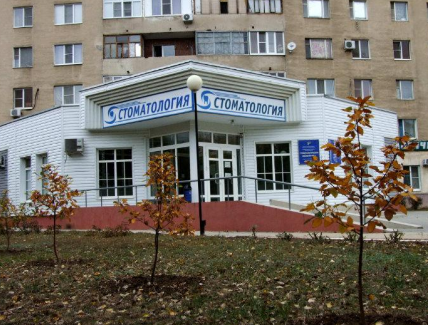 Самые высокие зарплаты среди врачей Волгодонска оказались у сотрудников стоматологической поликлиники и поликлиники №3