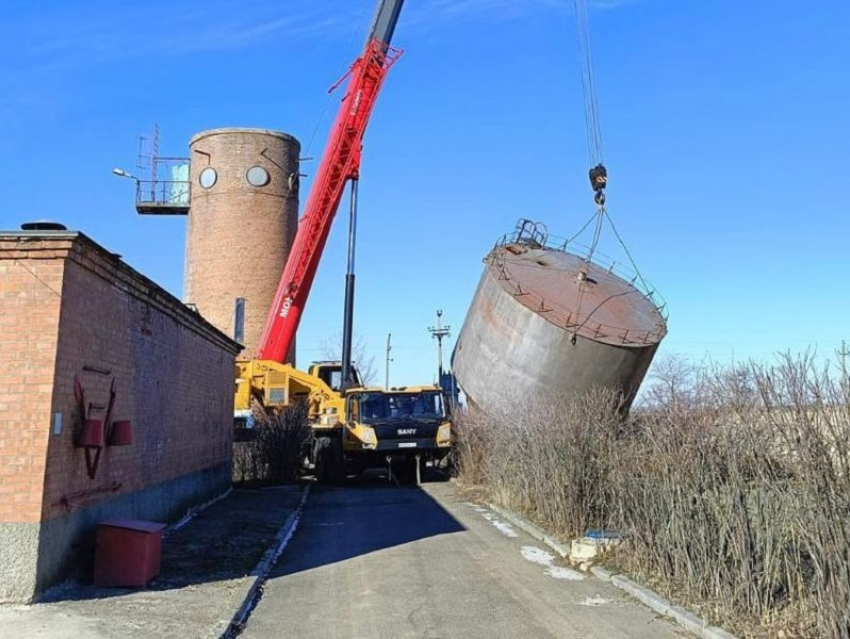 Новую жизнь получила водонапорная башня в Заветном