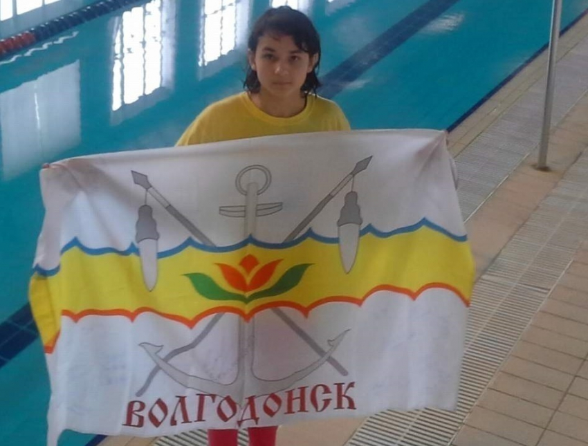 Девушки из Волгодонска завоевали россыпь наград на всероссийских соревнованиях  по плаванию