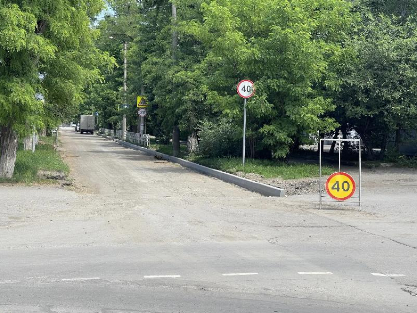 «Можно не переживать, ремонт переулка Пушкина возобновят 22 июня»: заверили в администрации