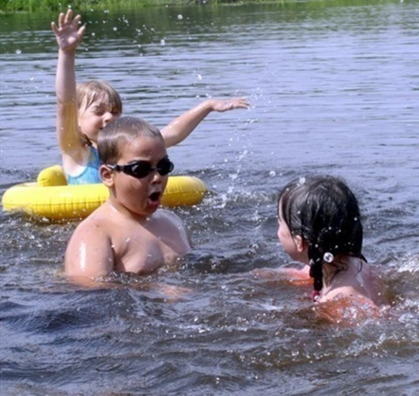 Детям до 14 лет в Волгодонске запретили самостоятельно купаться на водохранилище и на Дону  