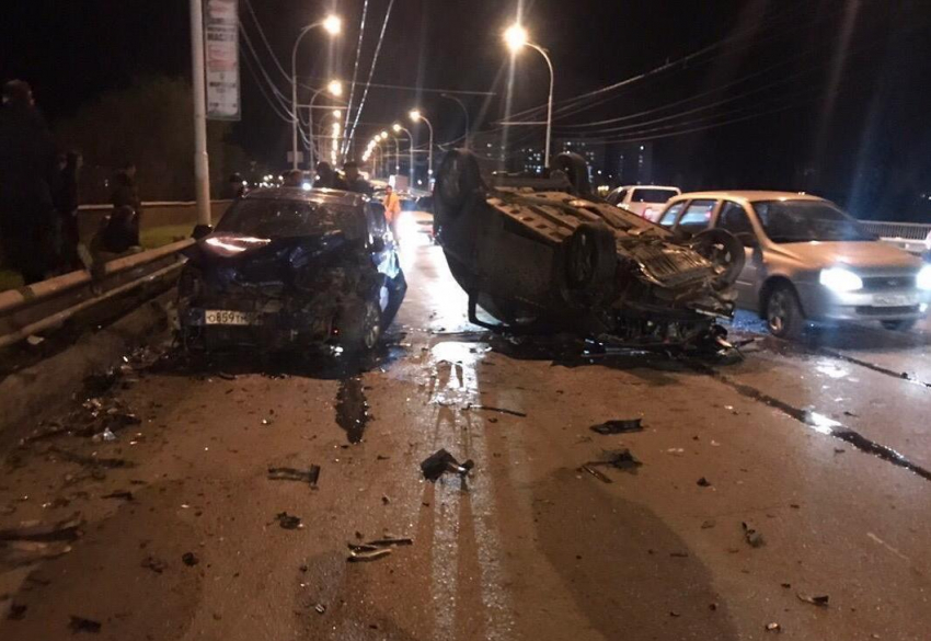 Страшная авария произошла на мосту в Волгодонске: есть пострадавшие