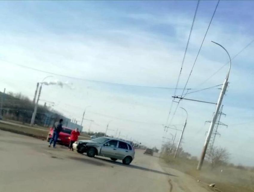 Утреннее ДТП на Жуковском шоссе доставило не мало хлопот водителям