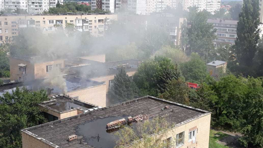 Загорелось здание бывшего профилактория Атоммаша