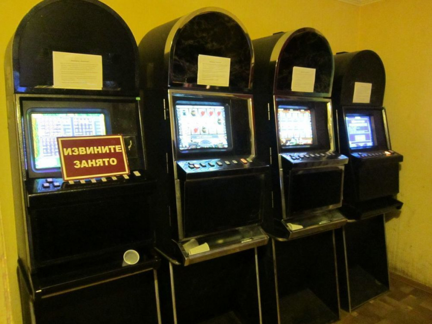 В Волгодонске сотрудники ФСБ накрыли незаконное казино в частном секторе старого города