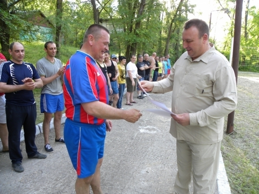 Полицейский из Волгодонска поднял 100 раз 24-х килограммовую гирю
