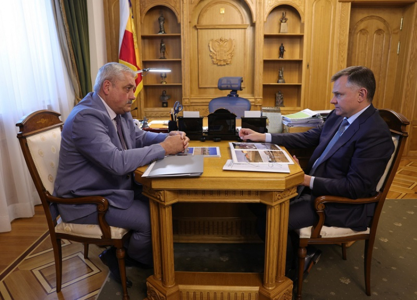 «Мы стремимся сделать район местом, где хочется жить»: сотни миллионов рублей будут направлены в посёлок Орловский