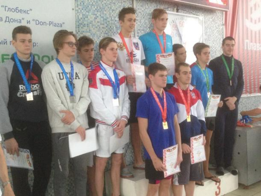 Волгодонские пловцы достойно представили город на областных соревнованиях