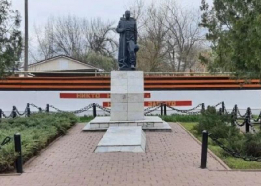 Памятники и мемориалы Волгодонска привели в порядок ко Дню Победы 